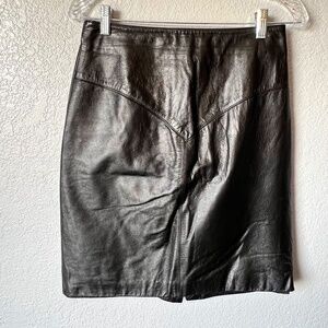 Vintage Yucatán Bay 100% genuine leather 80’s mini skirt